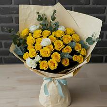 Букет цветов из:  Розы в Одесском