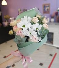 Букет цветов из:  Хризантемы и Розы в Одесском