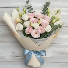 Букет цветов из:  Лизиантусы #REPLACE_PRED# Одесском