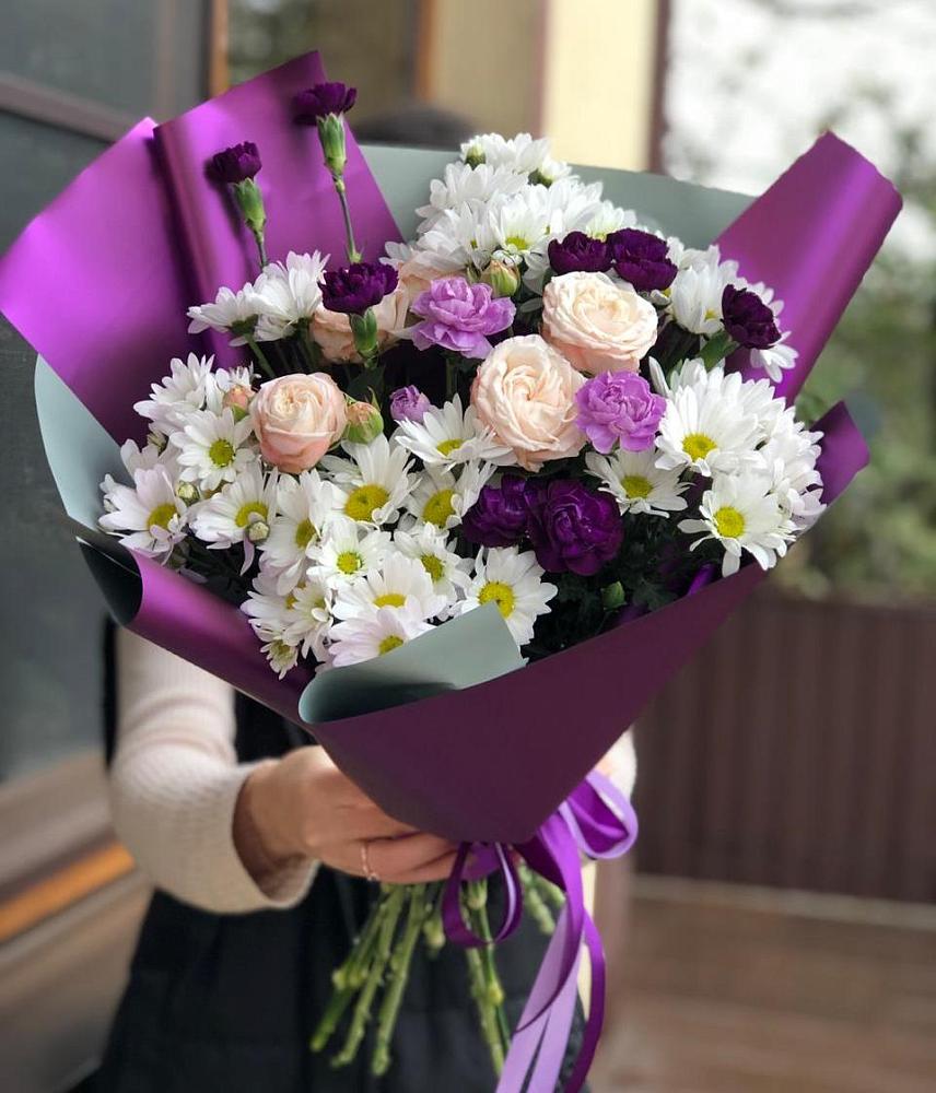 Букет цветов из: Хризантемы, Гвоздики и Розы в Одесском