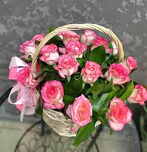 Цветочная композиция из Розы в корзине в Одесском