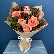 Букет цветов из:  Розы и Альстромерии в Одесском