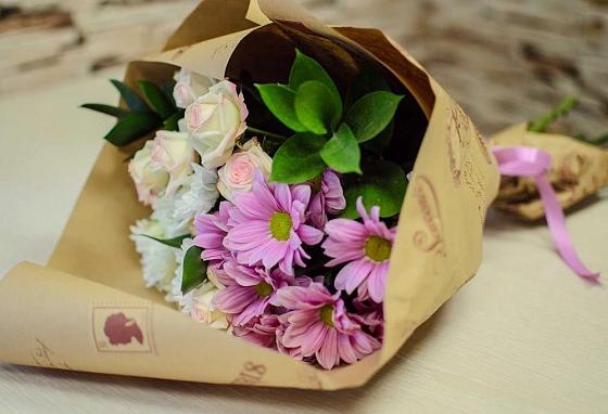 Букет цветов из: Розы и Хризантемы в Одесском