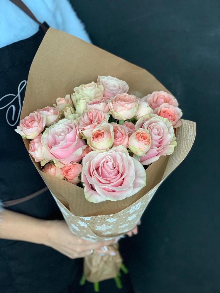 Букет цветов из: Хризантемы и Розы в Одесском