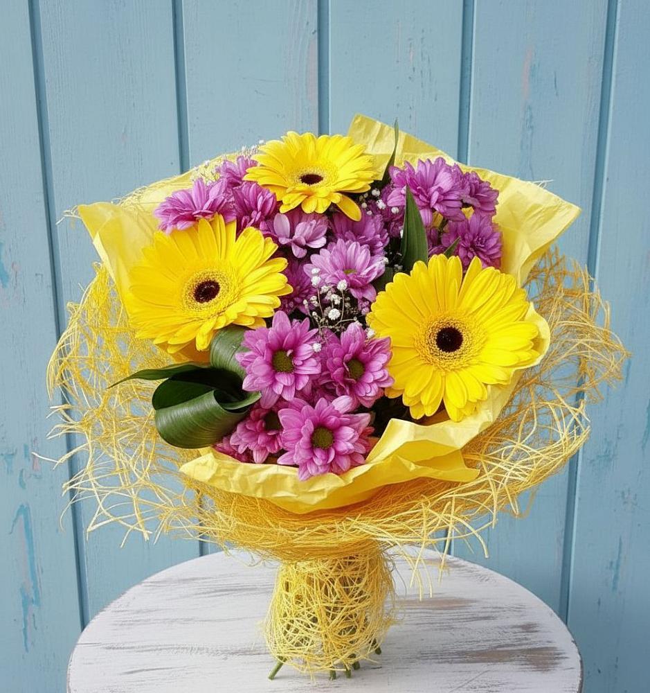 Букет цветов из: Хризантемы и Герберы в Одесском