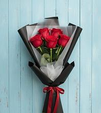 Букет цветов из:  Розы в Одесском