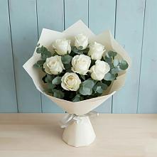 Букет Белые розы в Эвкалипте в Одесском
