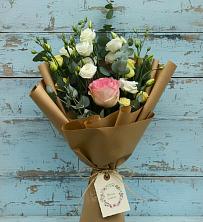Букет цветов из:  Розы и Лизиантусы в Одесском