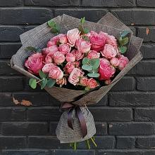 Букет цветов из:  Розы в Одесском