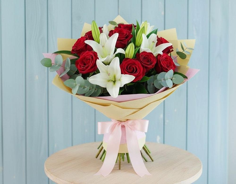 Букет цветов из: Лилии и Розы в Одесском